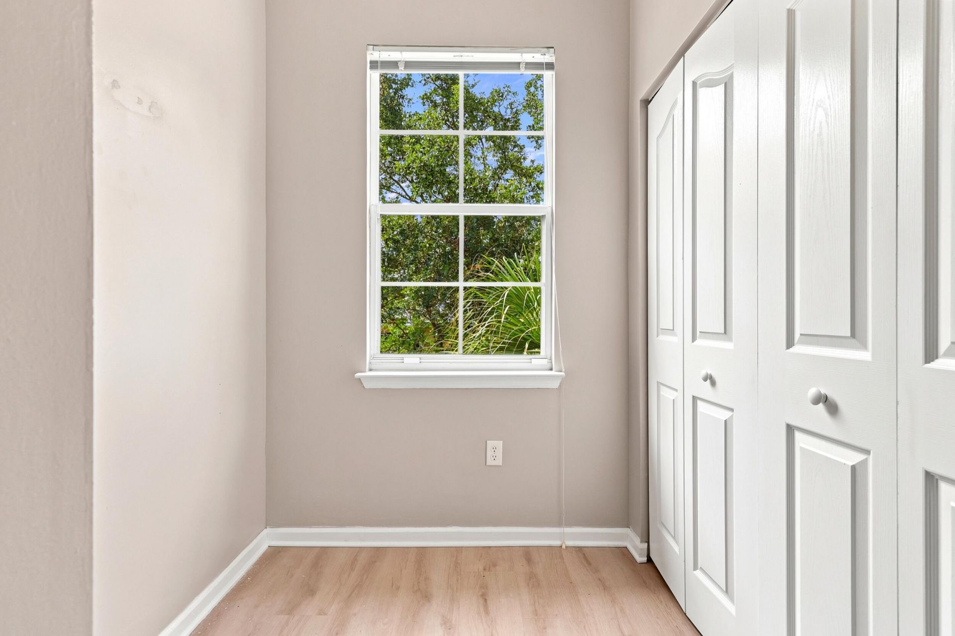 9825 Baywinds Drive, Unit 1302, West Palm Beach, FL 33411 Photo