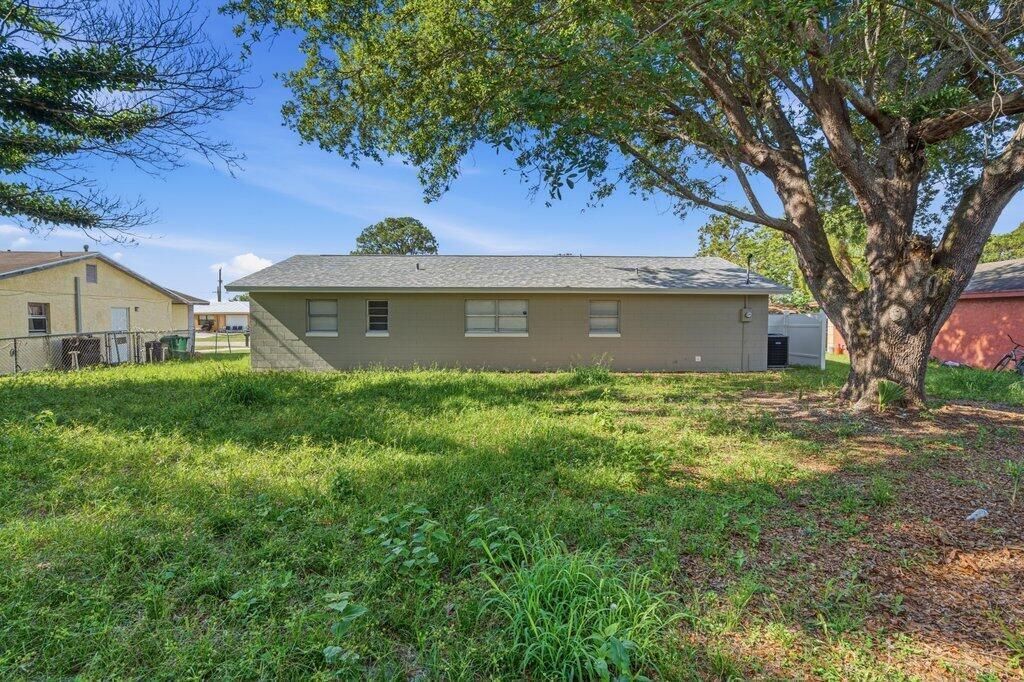 311 Essex Drive, Fort Pierce, FL 34946 Photo