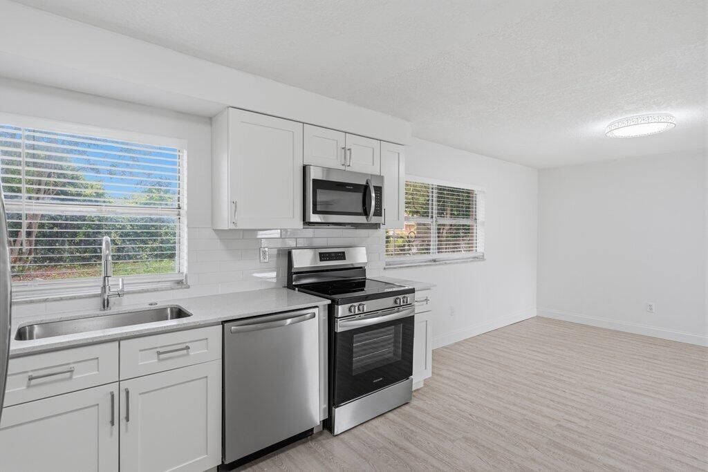 311 Essex Drive, Fort Pierce, FL 34946 Photo