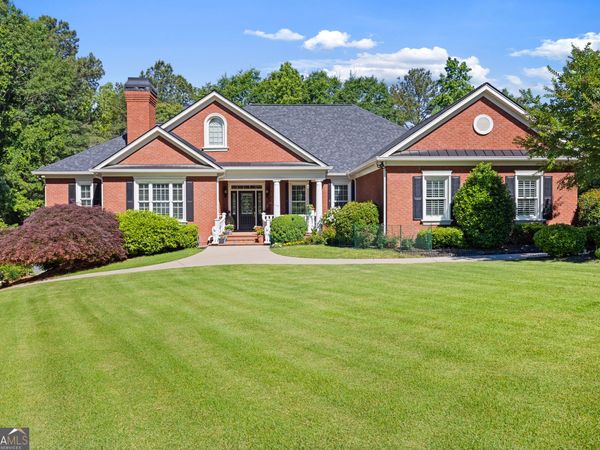 5222 Legends Drive, Braselton, GA 30517