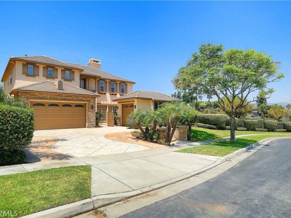 2599 Nixon Way, Fullerton, CA 92835