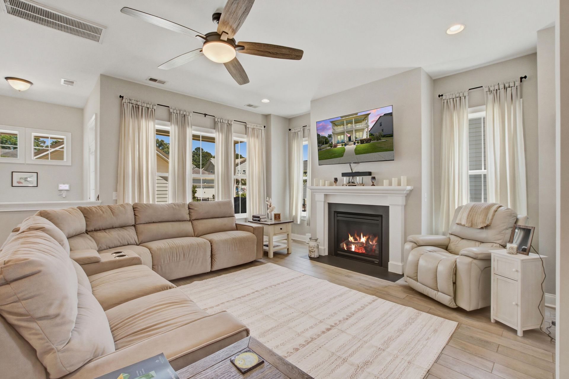 4303 Misty Hollow Lane Photo 13