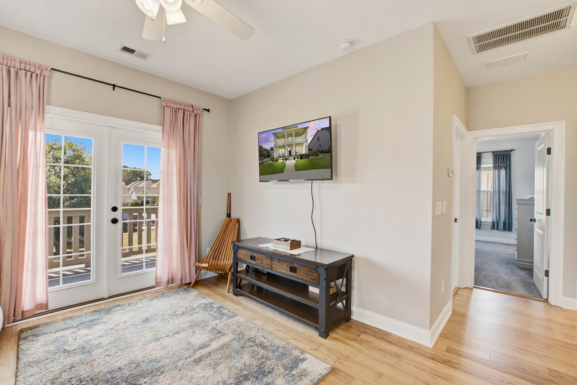 4303 Misty Hollow Lane Photo 17