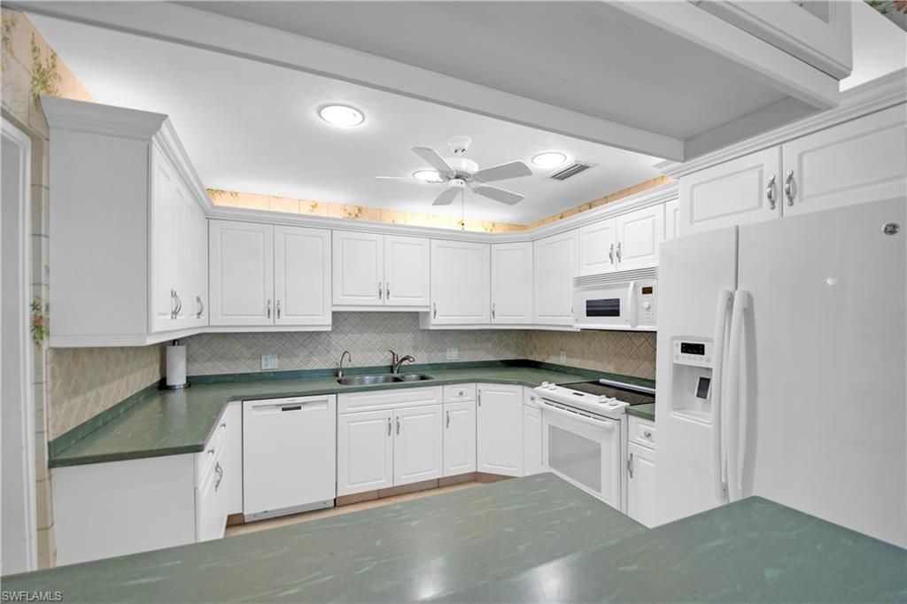 60 Pelican St W, Unit 804, Naples, FL 34113 Photo