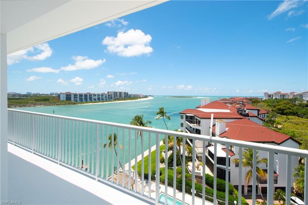 60 Pelican St W, Unit 804, Naples, FL 34113 Photo