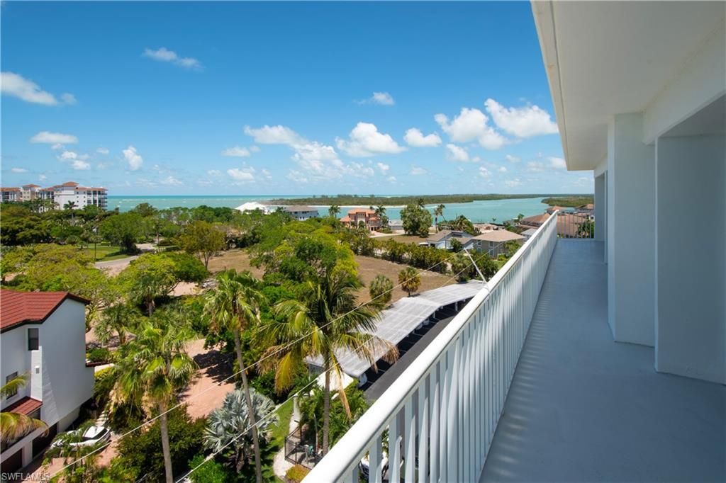 60 Pelican St W, Unit 804, Naples, FL 34113 Photo