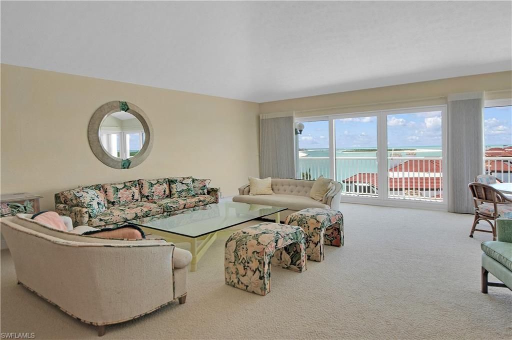 60 Pelican St W, Unit 804, Naples, FL 34113 Photo