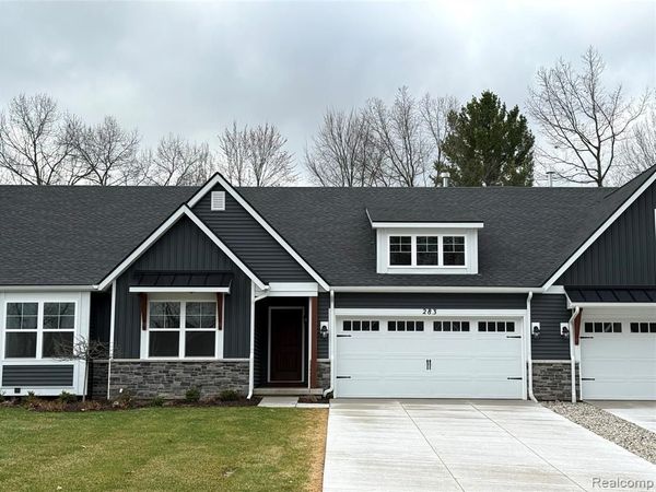 283 Canyon Creek Court , Marion Twp, MI 48843