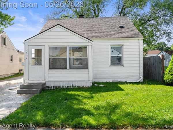 18730 Meier Street, Roseville, MI 48066