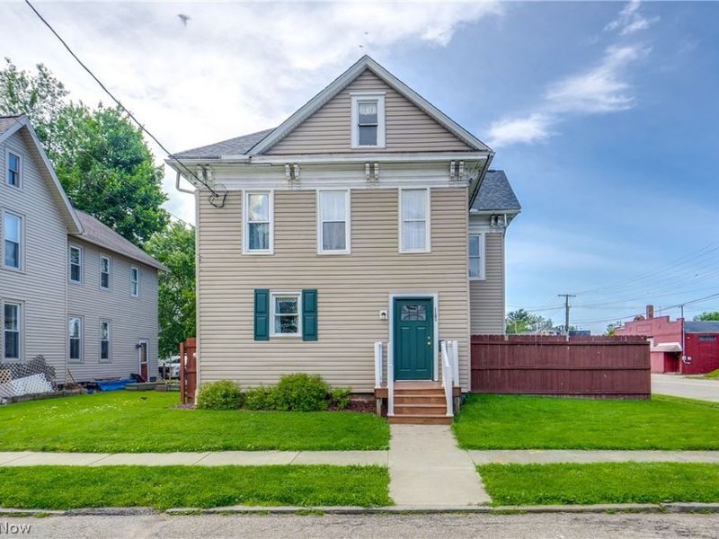 1103 Greenfield Avenue SW, Canton, OH 44706 Photo 1