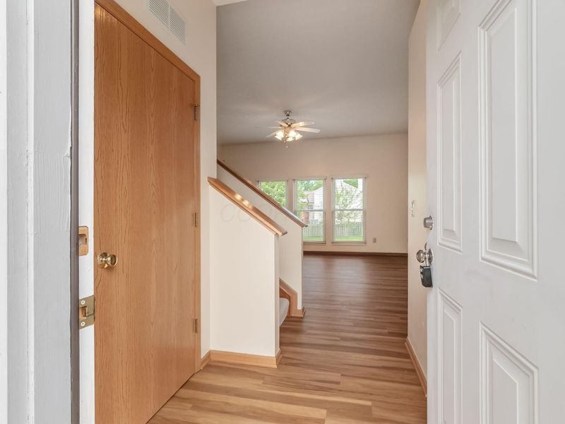 7800 Waggoner Chase Boulevard, Blacklick, OH 43004 Photo 4