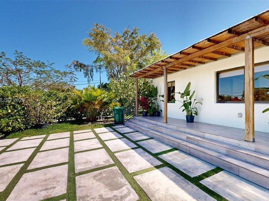 Property Image 41