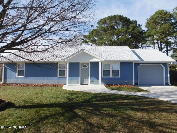 605 Hayden Court , Havelock, NC 28532