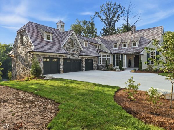 10400 Holliday Farms Boulevard, Zionsville, IN 46077