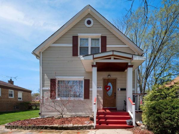 10736 S Church Street , Chicago, IL 60643
