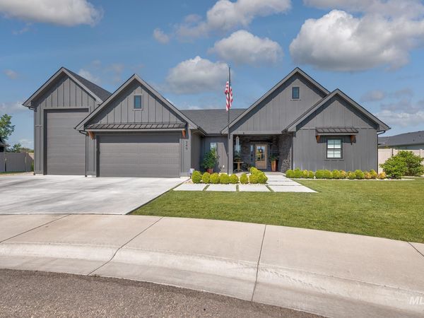 349 Lodgepole Ct, Fruitland, ID 83619