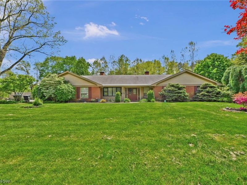 169 Brentview Drive, Grafton, OH 44044 Photo 1