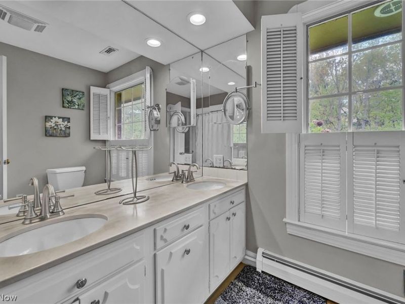 169 Brentview Drive, Grafton, OH 44044 Photo 8