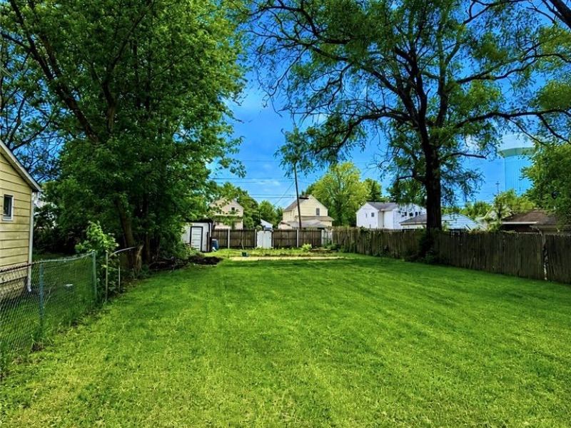 1624 E 33rd Street , Lorain, OH 44055 Photo 2