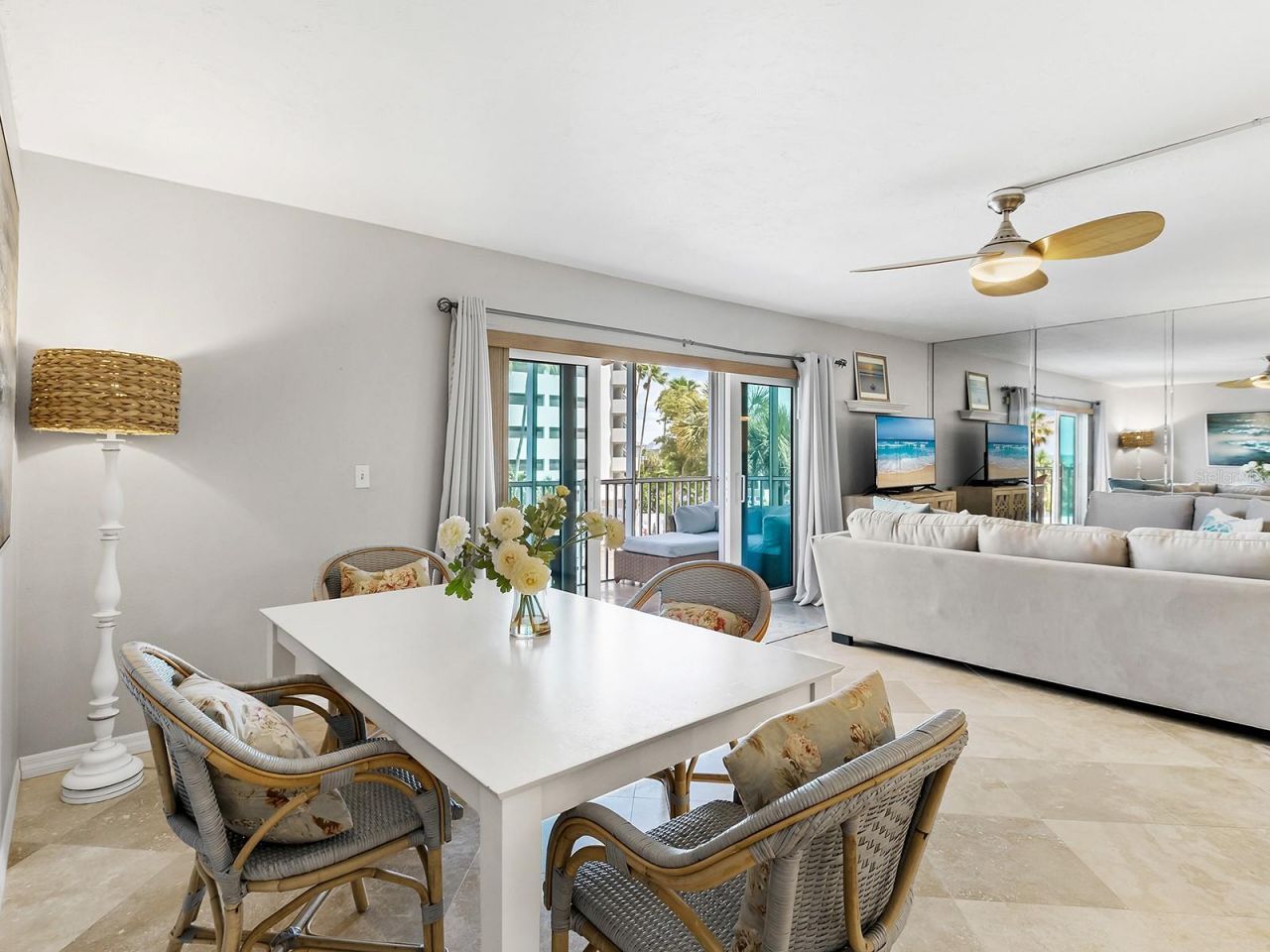 800 Benjamin Franklin Drive, Unit 304, Sarasota, FL 34236 Photo
