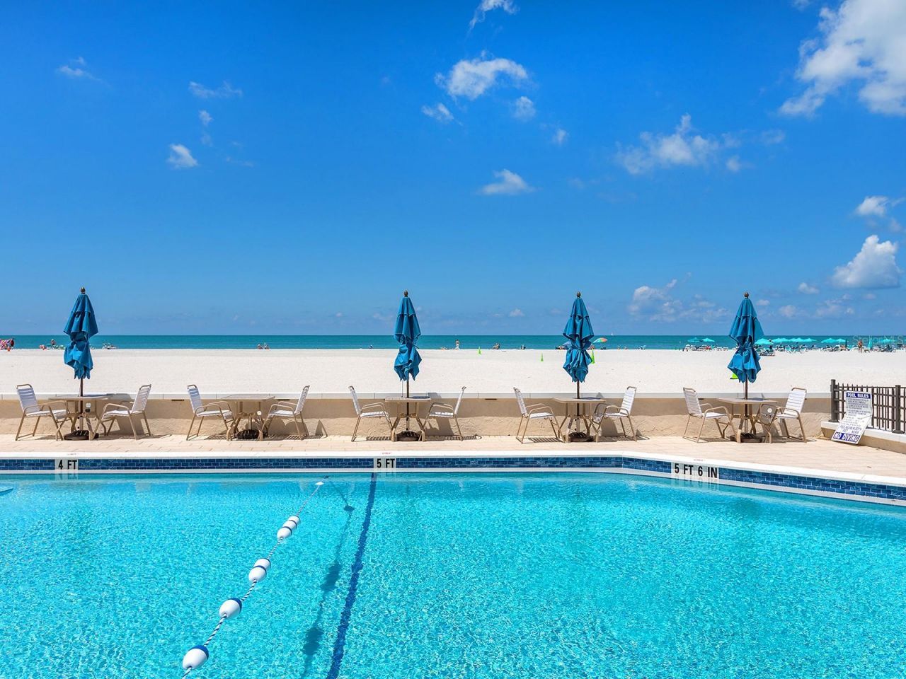 800 Benjamin Franklin Drive, Unit 304, Sarasota, FL 34236 Photo