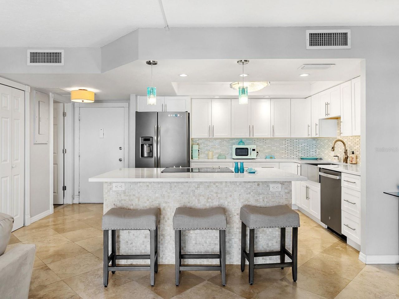 800 Benjamin Franklin Drive, Unit 304, Sarasota, FL 34236 Photo
