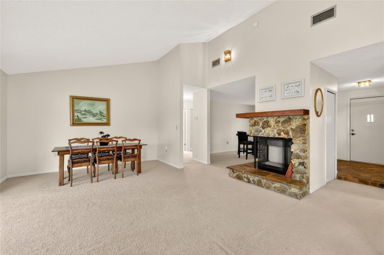 3001 Stratford Lane , Mount Dora, FL 32757 Photo