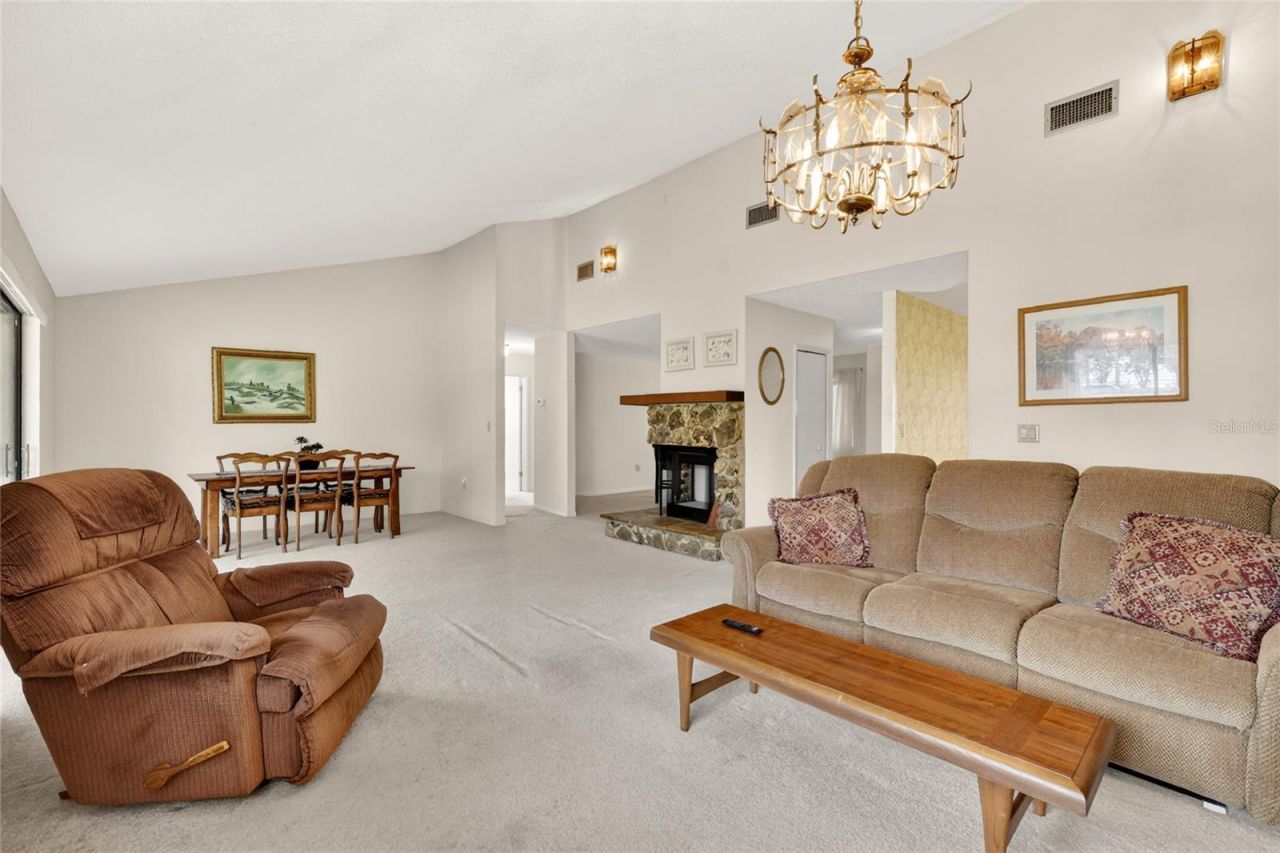 3001 Stratford Lane , Mount Dora, FL 32757 Photo
