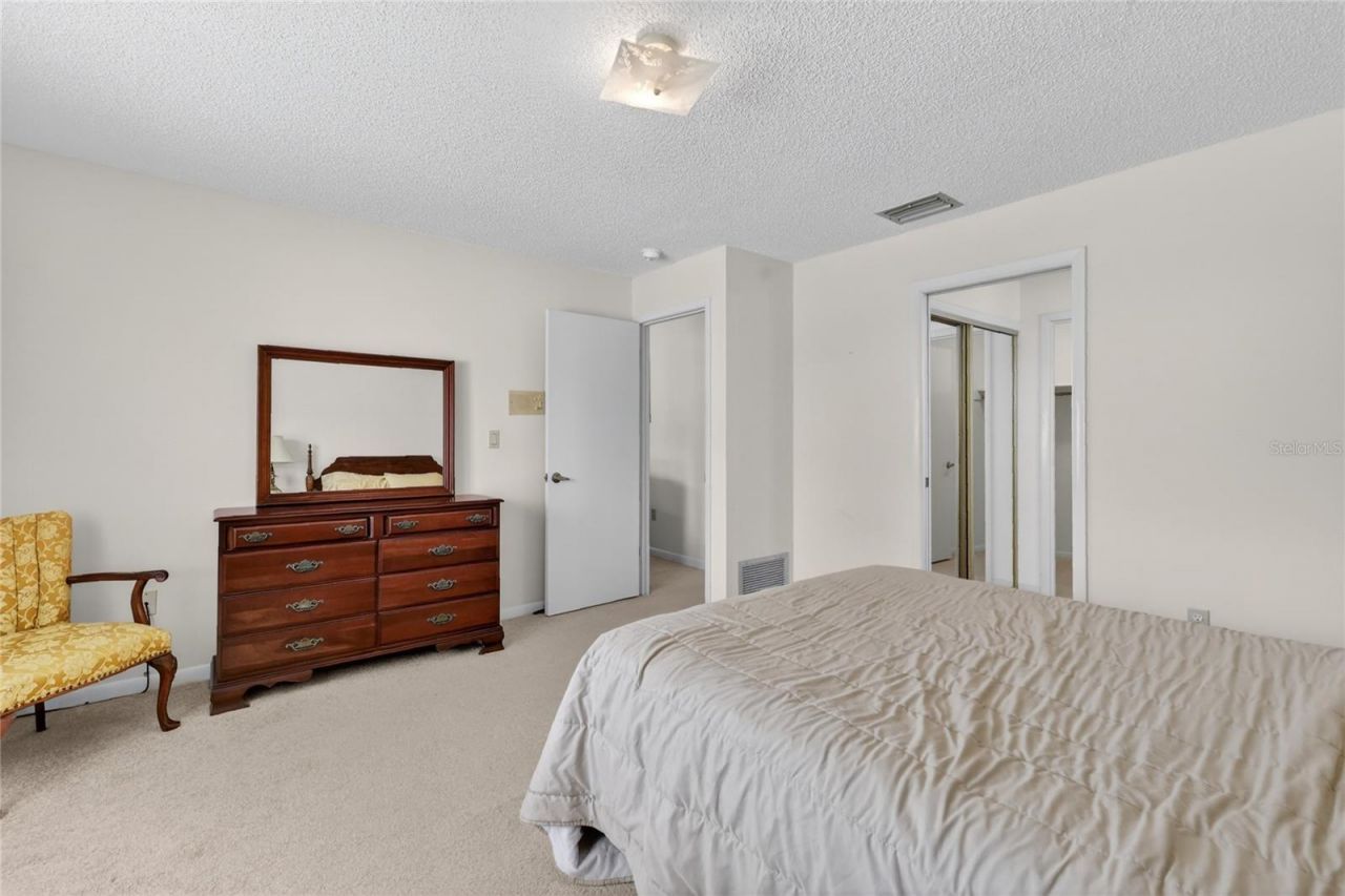 3001 Stratford Lane , Mount Dora, FL 32757 Photo