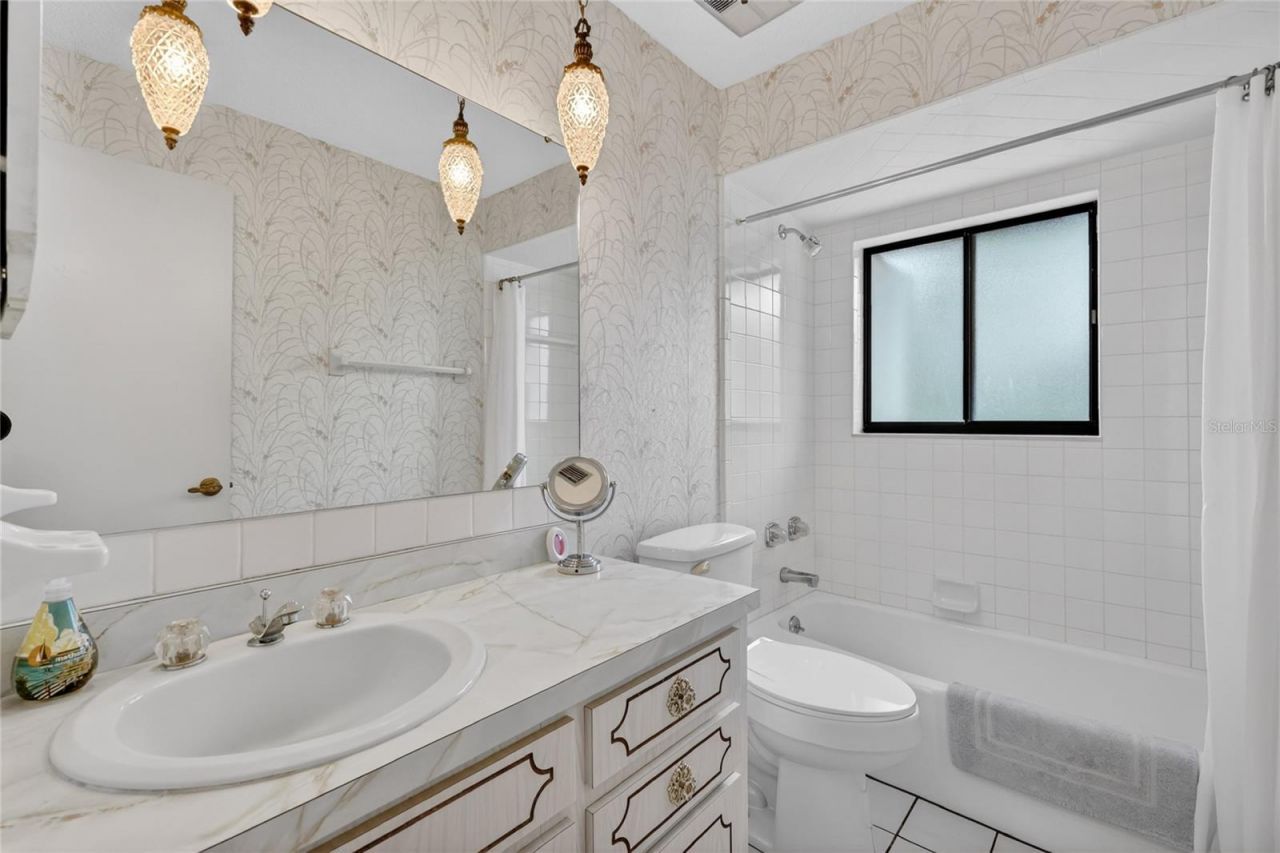3001 Stratford Lane , Mount Dora, FL 32757 Photo