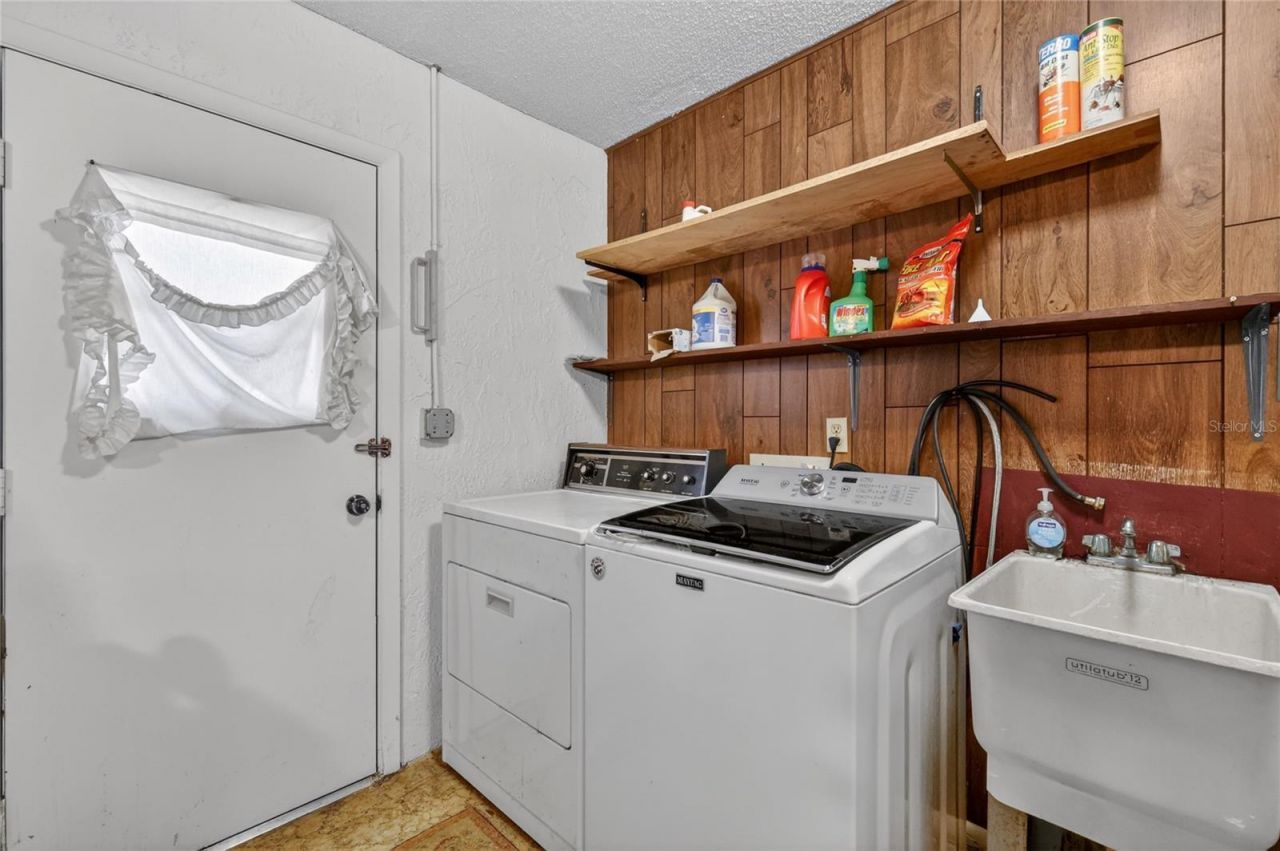 3001 Stratford Lane , Mount Dora, FL 32757 Photo