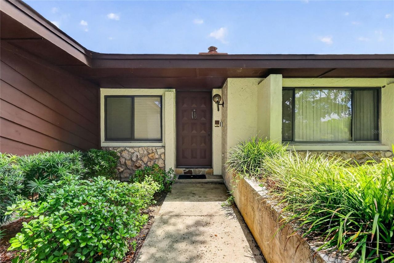 3001 Stratford Lane , Mount Dora, FL 32757 Photo