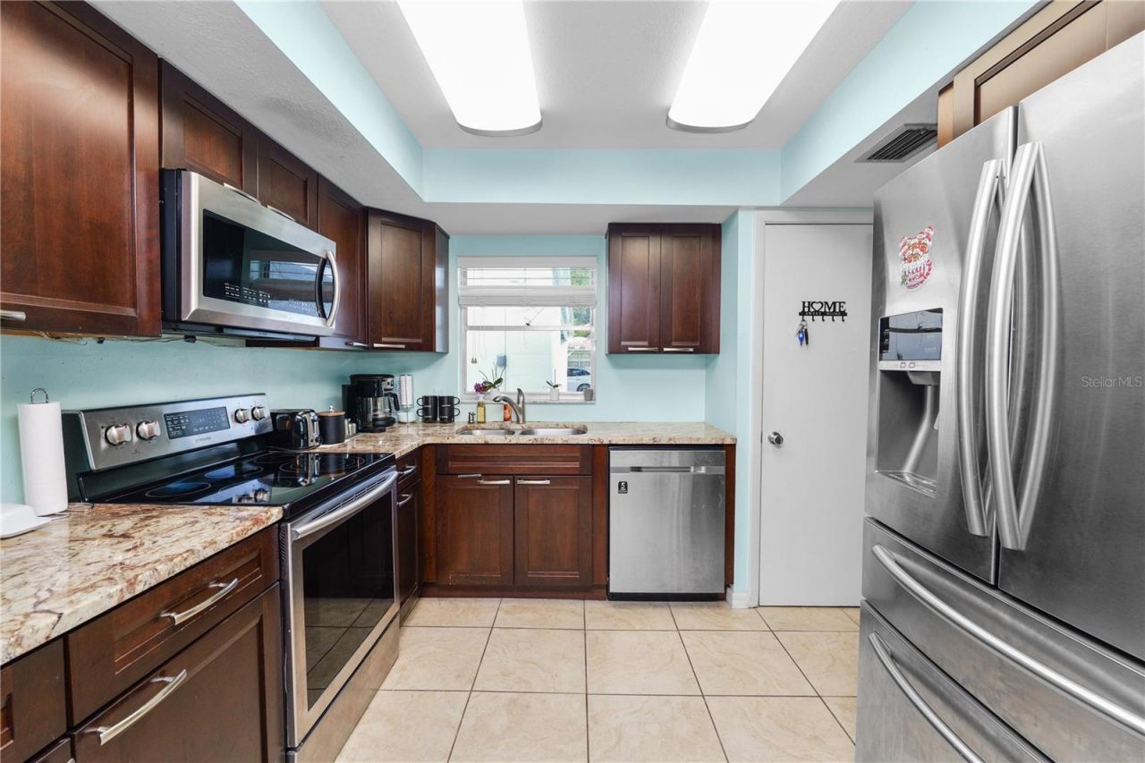 711 Barber Circle, Unit 711, Lakeland, FL 33803 Photo