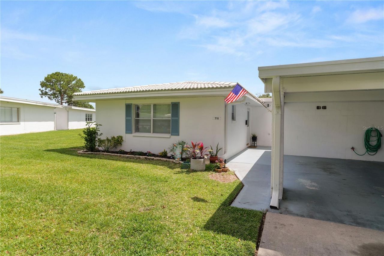 711 Barber Circle, Unit 711, Lakeland, FL 33803 Photo
