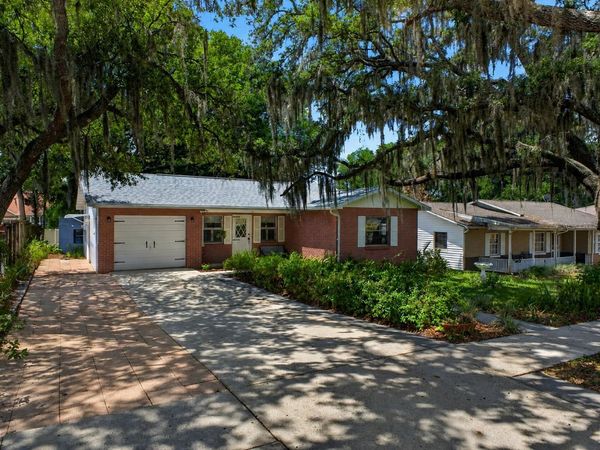 115 E PALM STREET , DAVENPORT, FL 33837