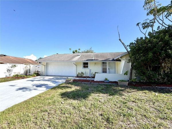 8212 101ST COURT, SEMINOLE, FL 33777