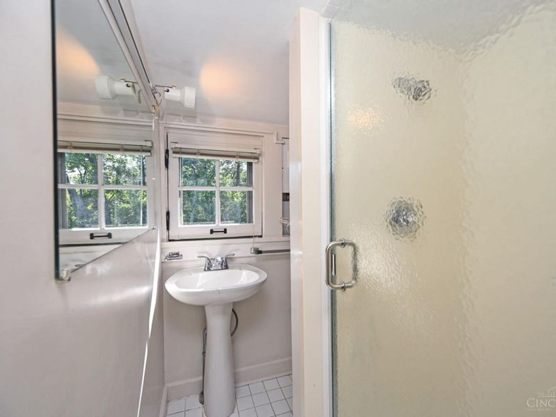 241 Senator Place, Cincinnati, OH 45220 Photo 45