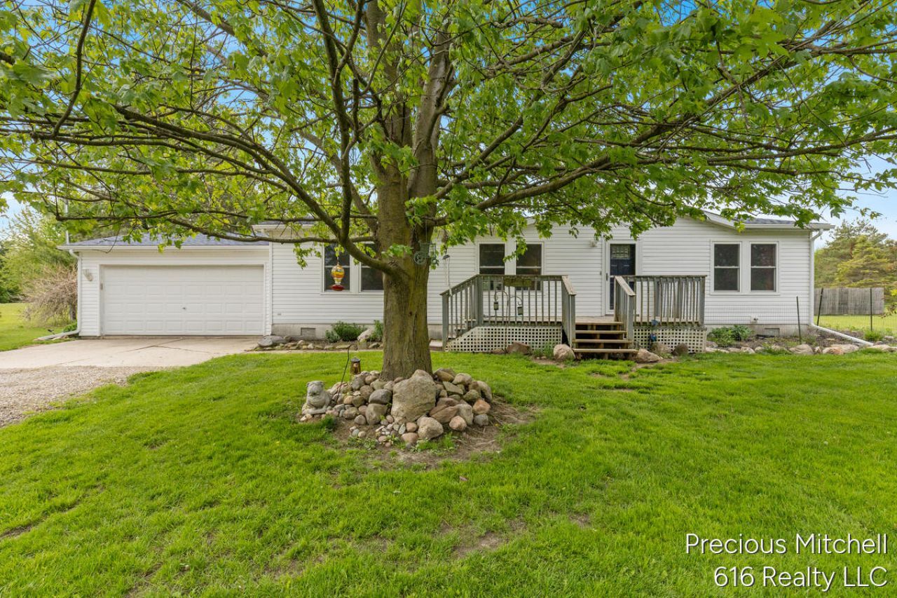 10535 Imlay City Road, Emmett, MI 48022 Main Photo