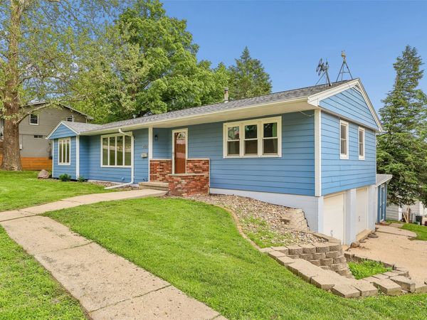 700 Division Street, Guthrie Center, IA 50115