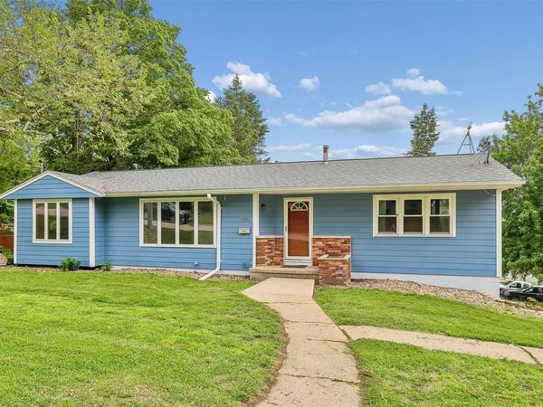 700 Division Street, Guthrie Center, IA 50115