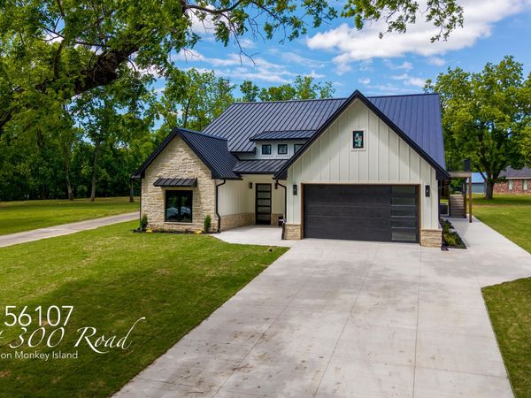 56107 E 300 Road , Afton, OK 74331