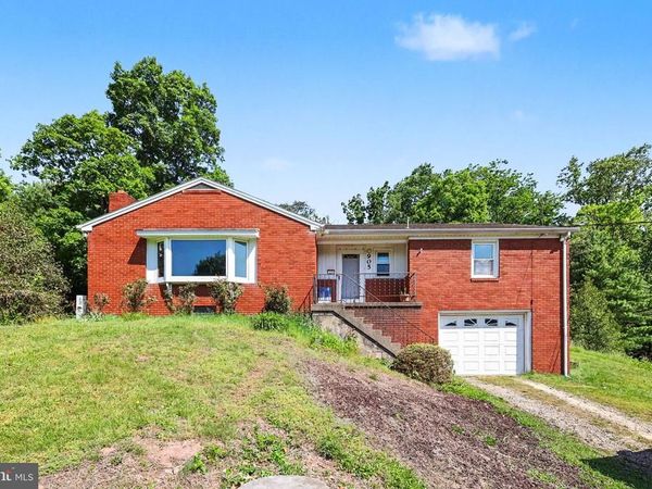 905 MOUNTAIN ROAD , DAUPHIN, PA 17018