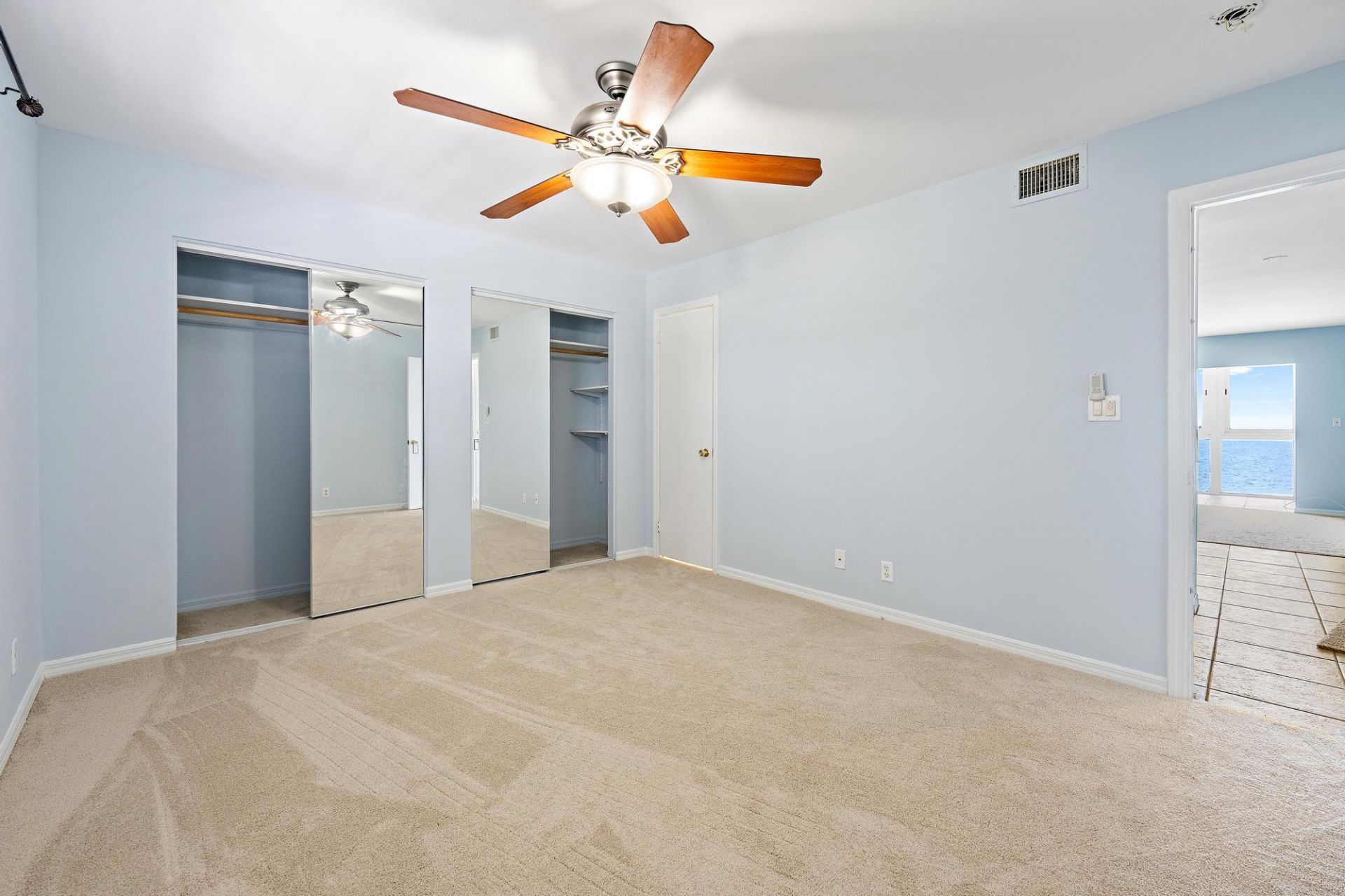 400 Wilma Circle, Unit 206, Riviera Beach, FL 33404 Photo