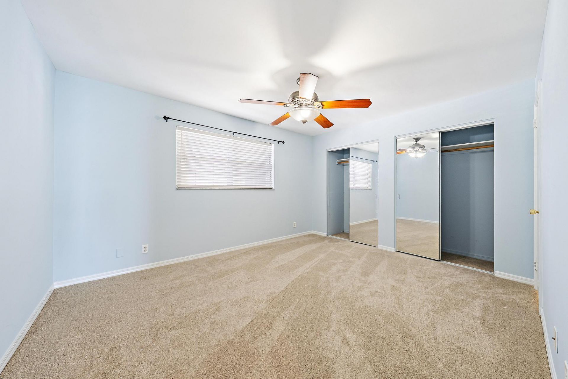 400 Wilma Circle, Unit 206, Riviera Beach, FL 33404 Photo