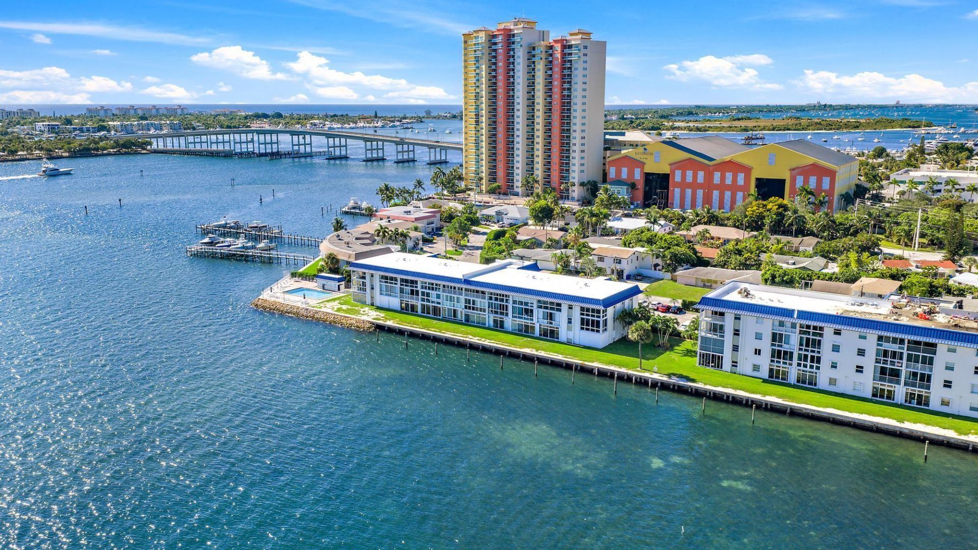 400 Wilma Circle, Unit 206, Riviera Beach, FL 33404 Photo