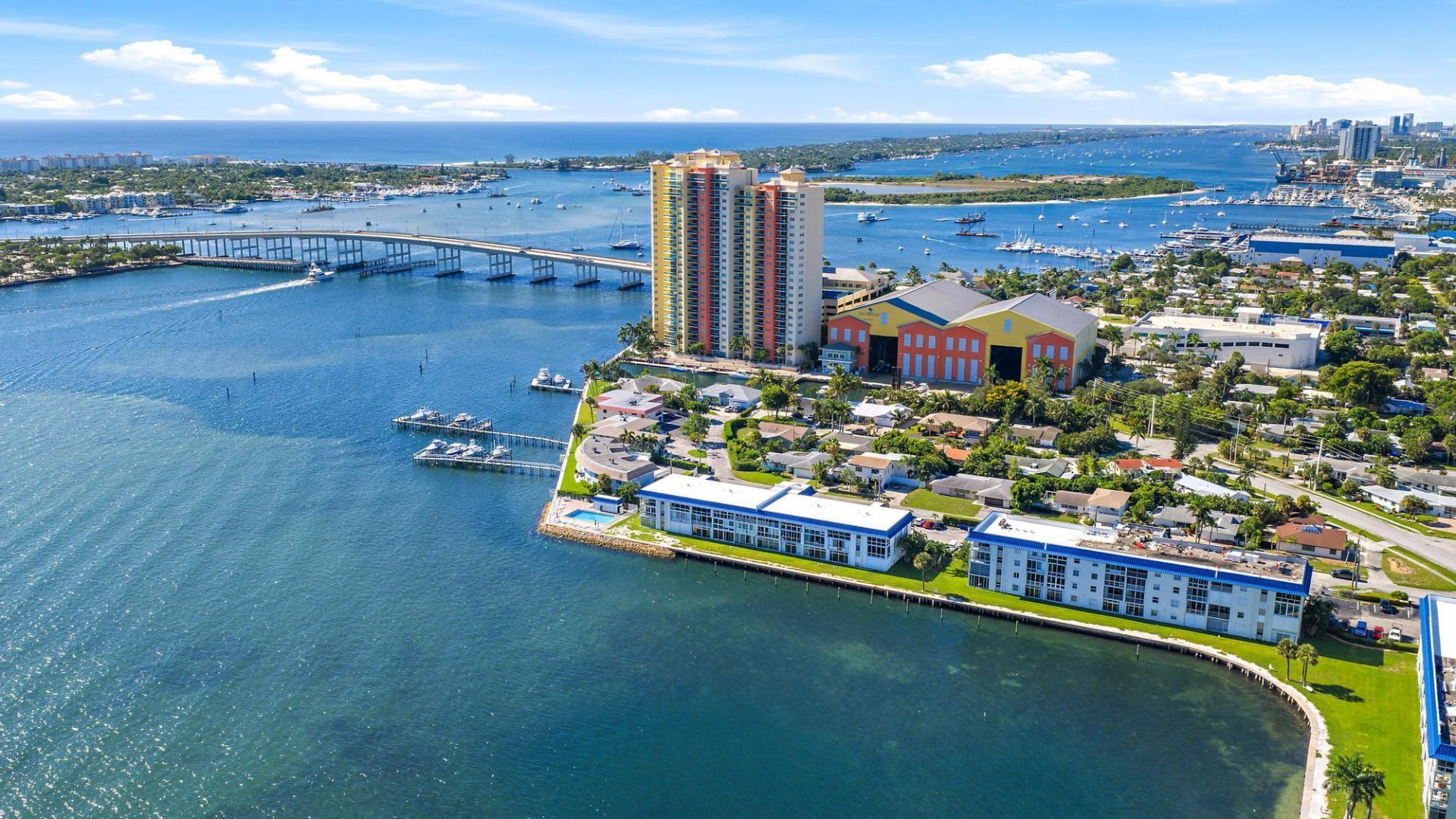 400 Wilma Circle, Unit 206, Riviera Beach, FL 33404 Photo