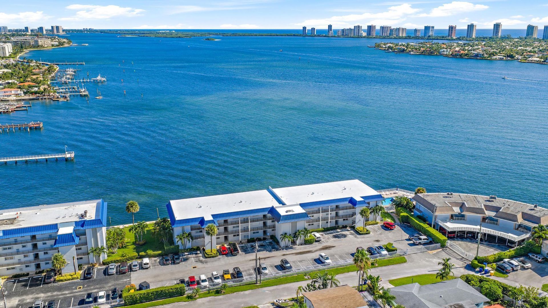 400 Wilma Circle, Unit 206, Riviera Beach, FL 33404 Photo