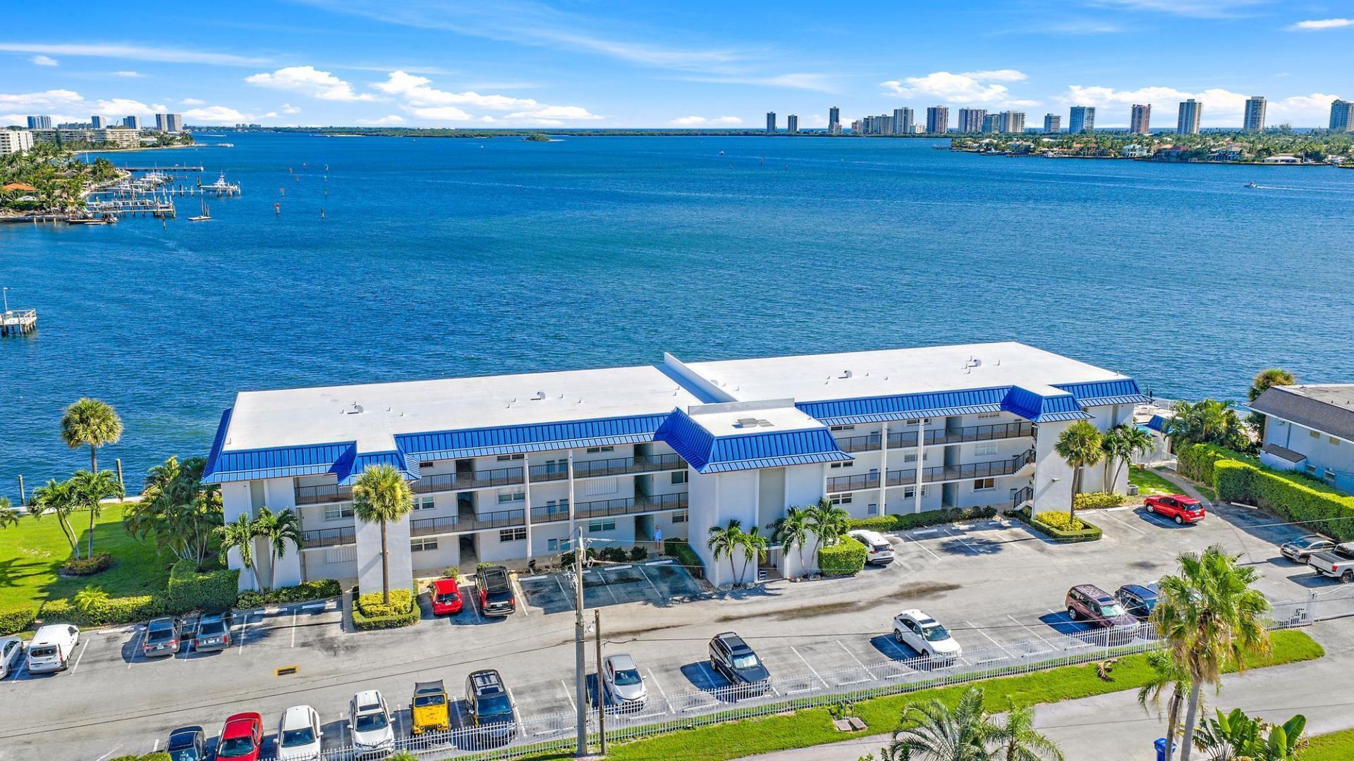 400 Wilma Circle, Unit 206, Riviera Beach, FL 33404 Photo