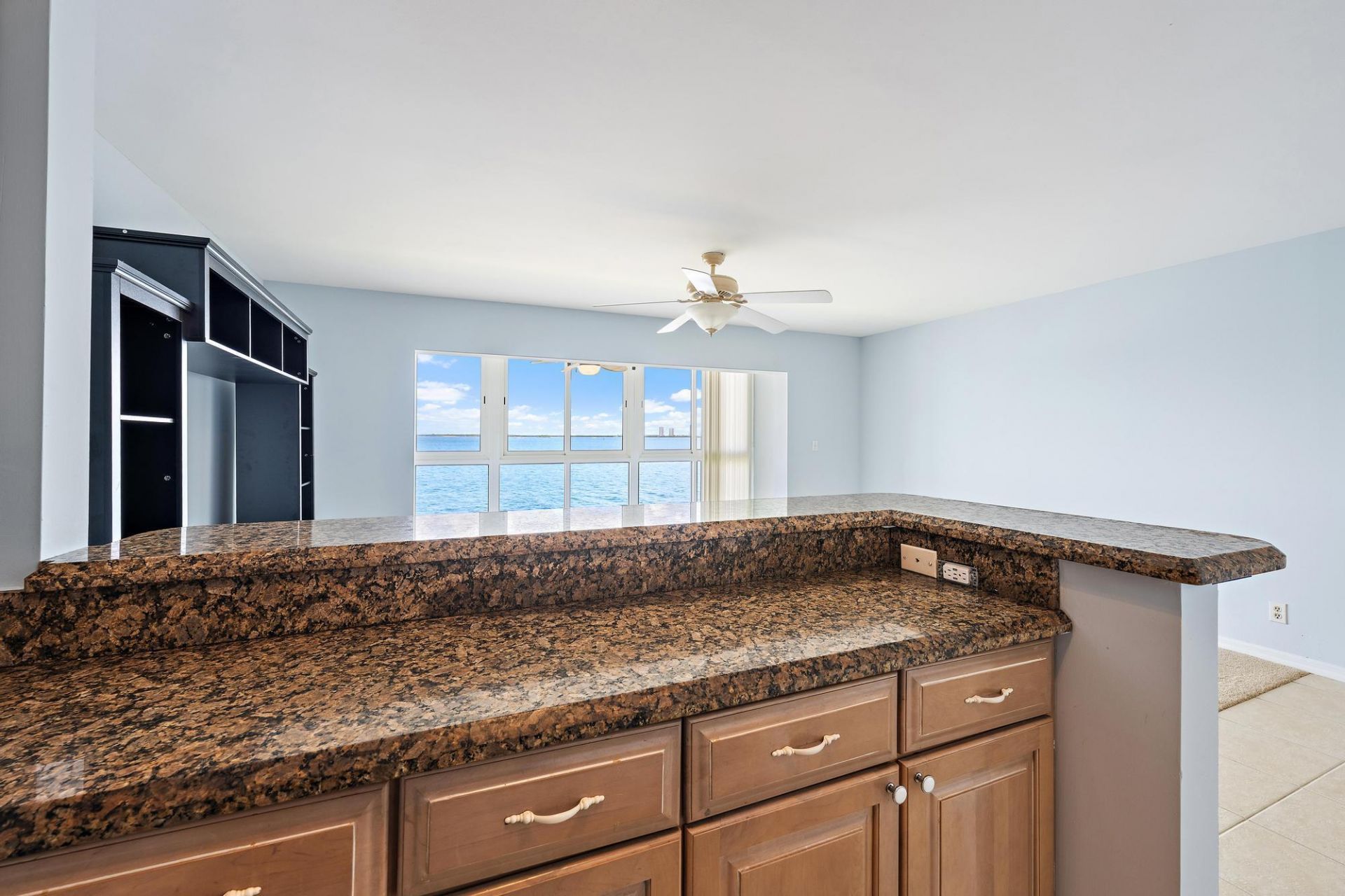 400 Wilma Circle, Unit 206, Riviera Beach, FL 33404 Photo