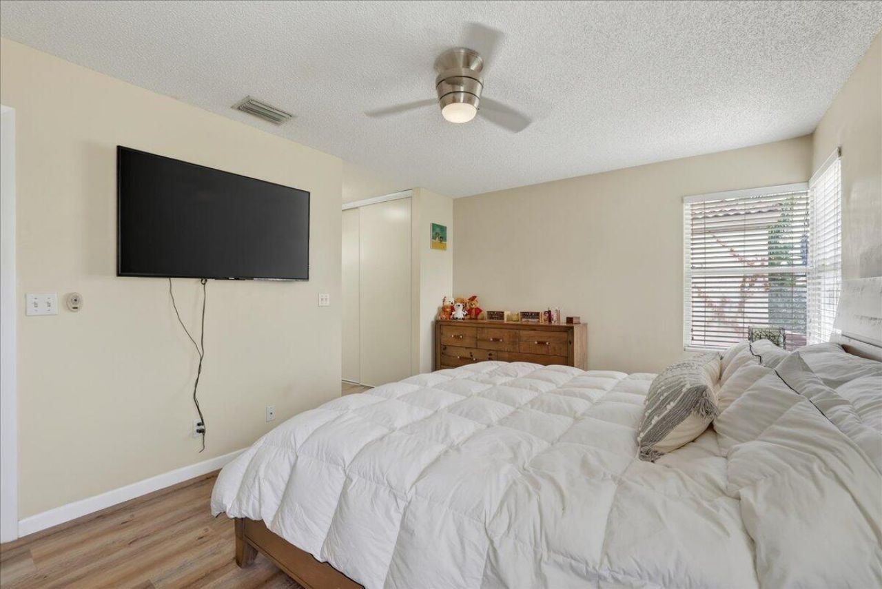 10870 NW 12th Drive, Plantation, FL 33322 Photo